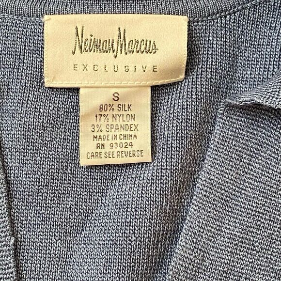 Neiman Marcus Exclusive Silk Blend Long Sleeved Collared Blue V-Neck Sweater S - Picture 2 of 7